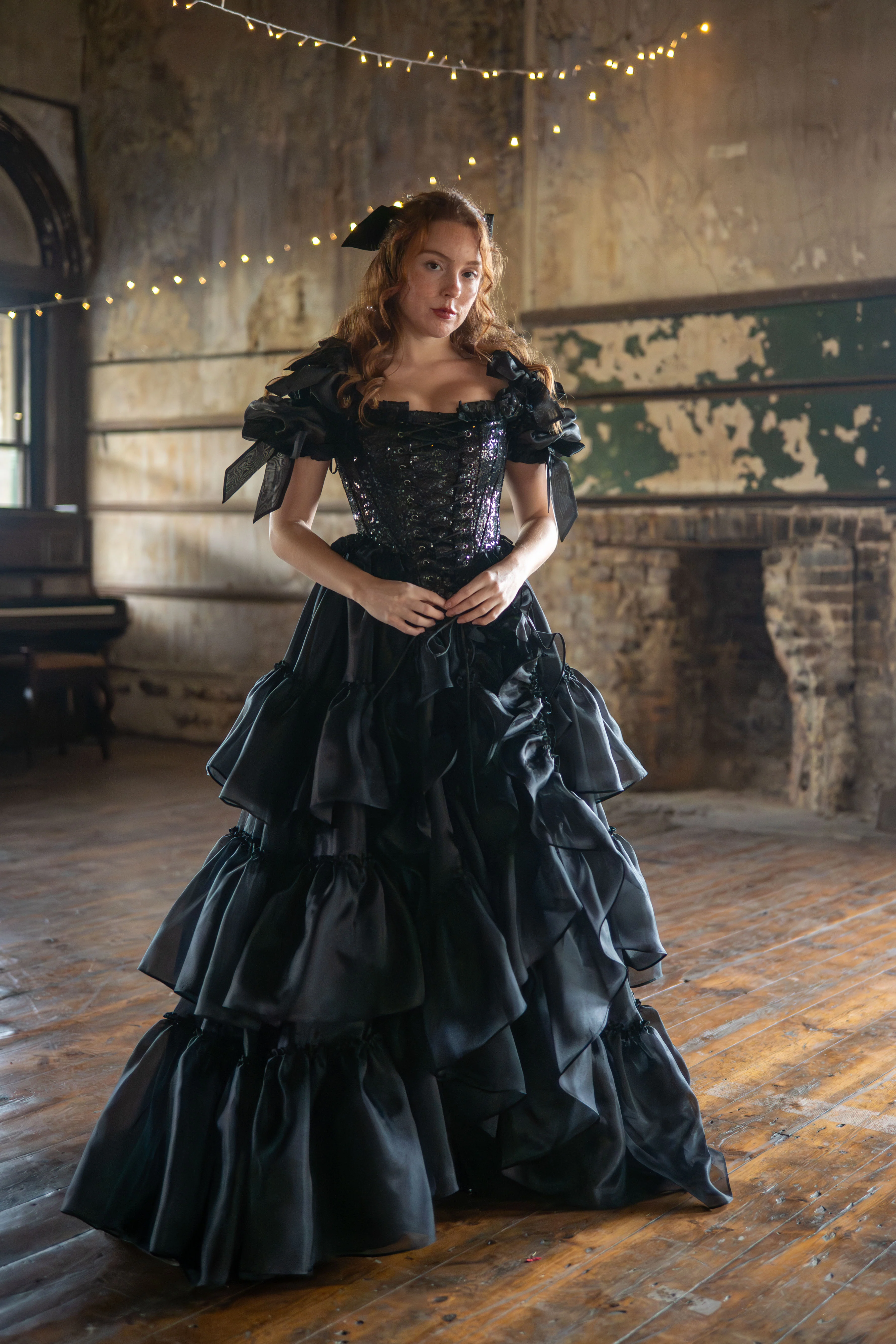 Black Pearl Pompadour Corset - Image 12