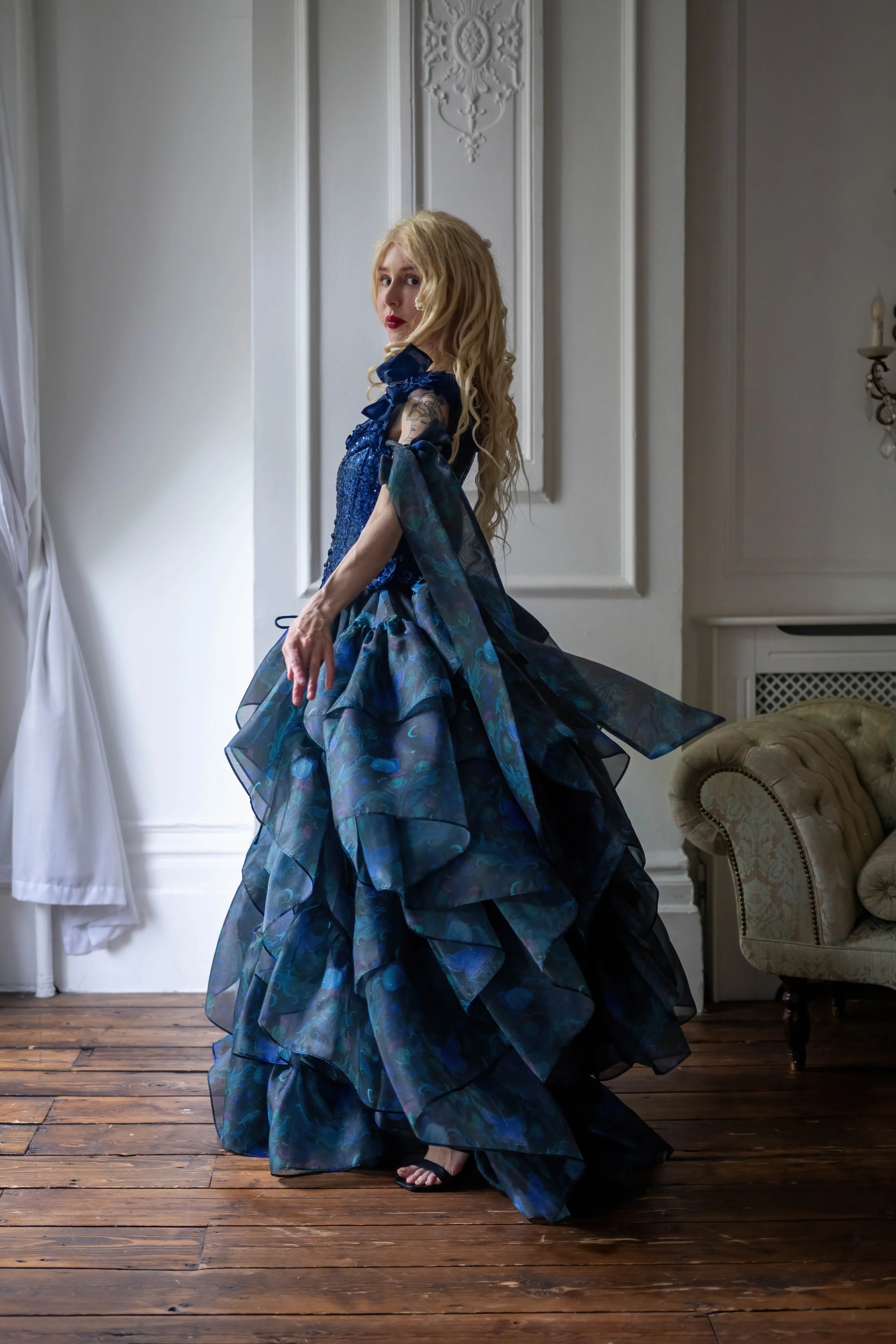 Blue Morpho Pompadour Corset - Image 18