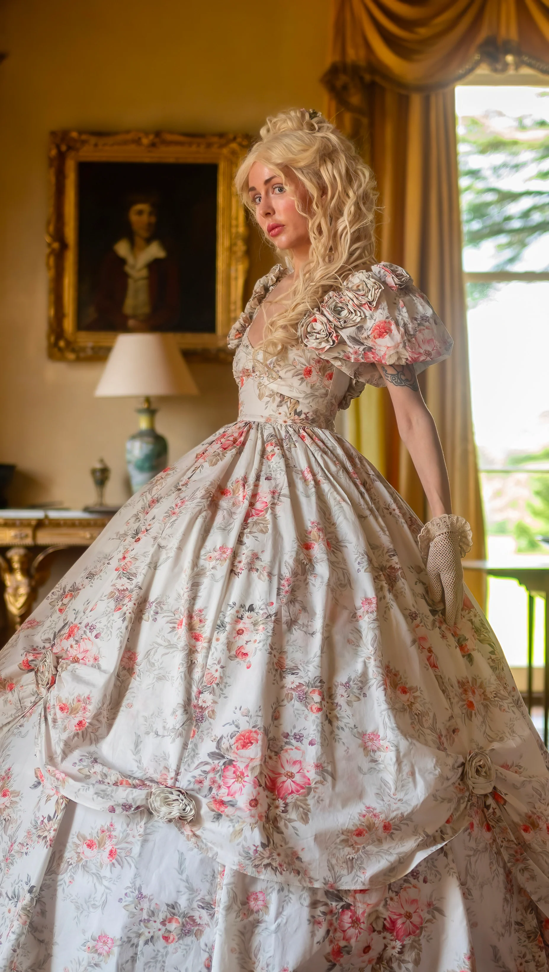 English Lady Ballroom Gown - Image 4