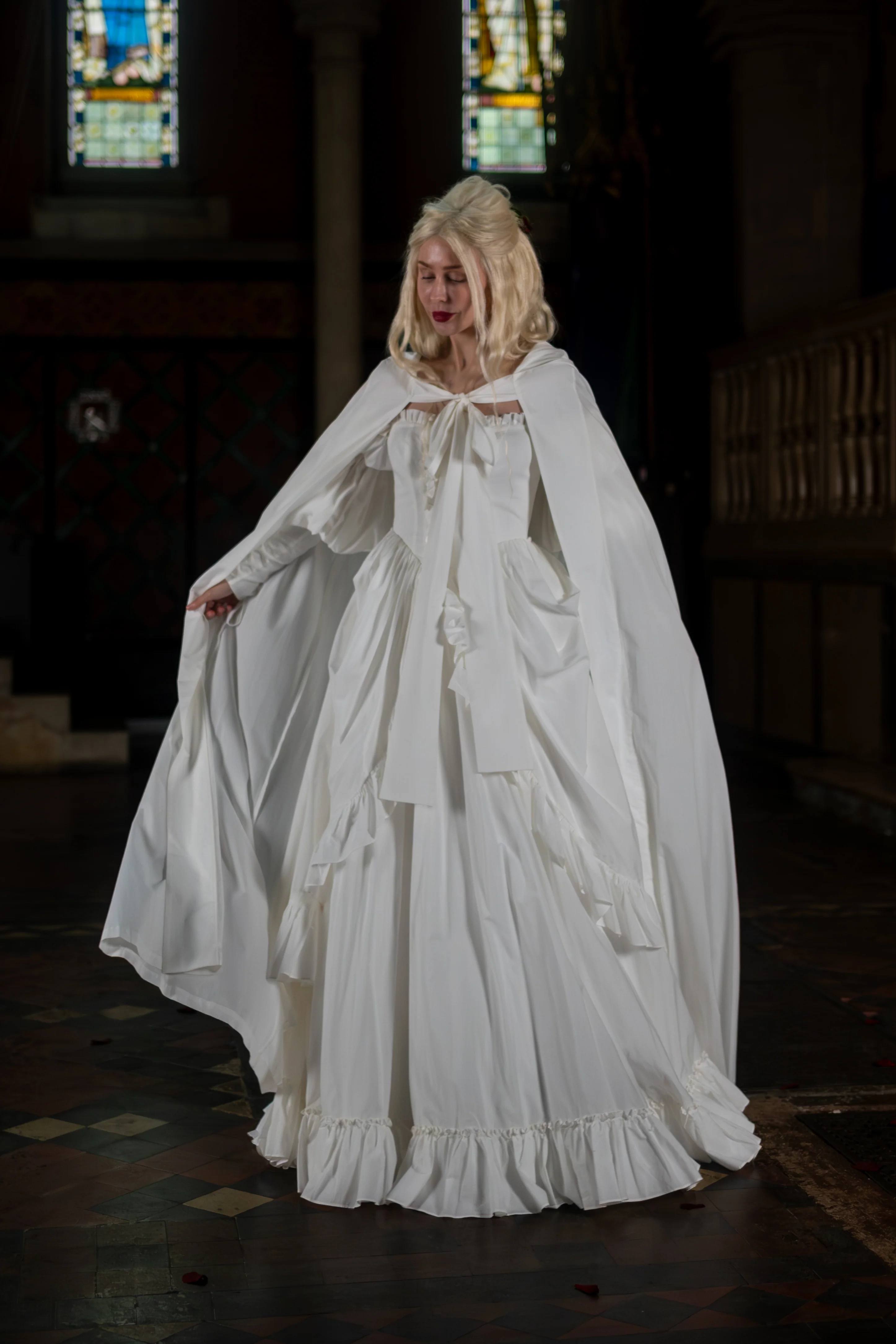 Ivory Sacrament Cape - Image 9