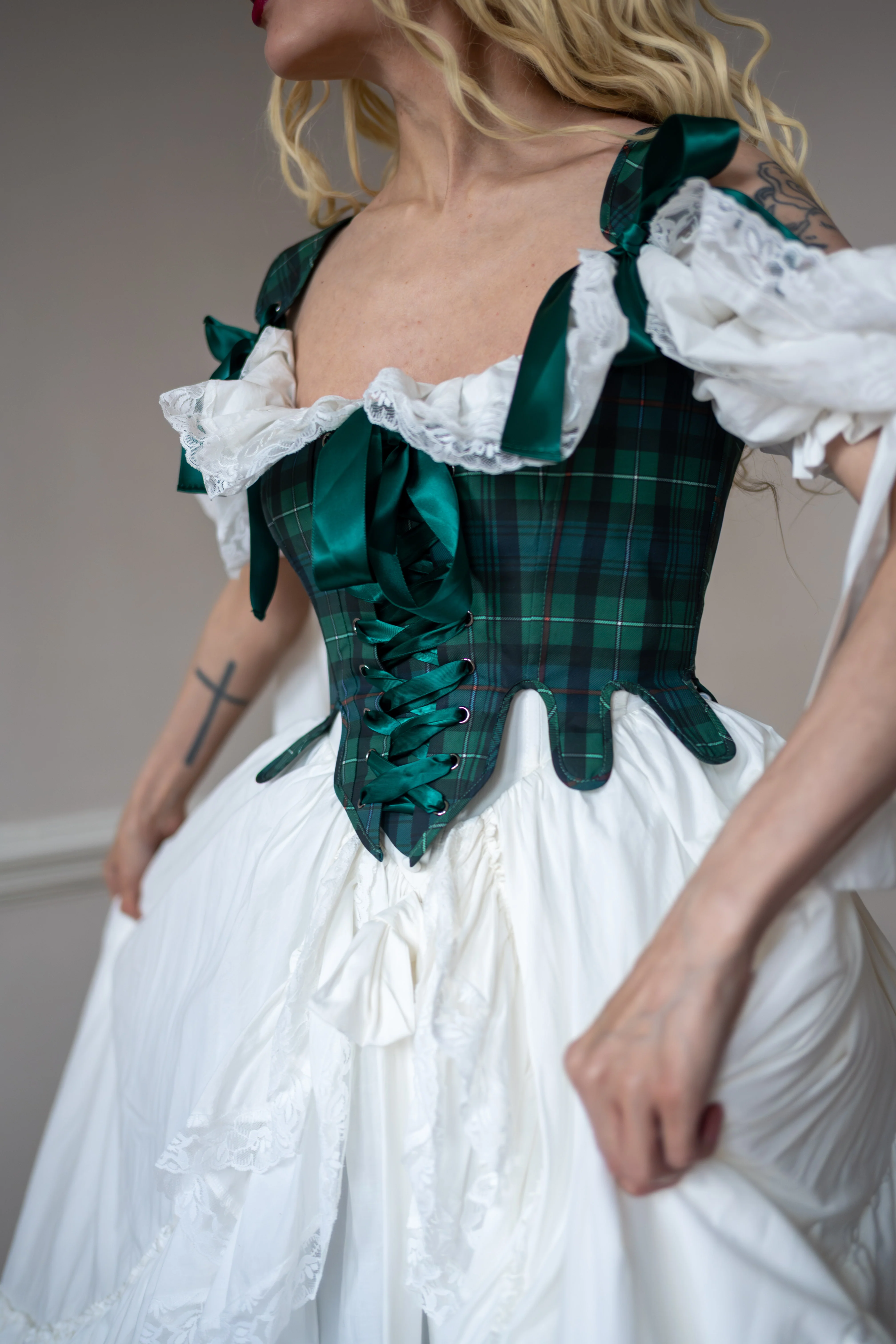 Lochbrae Thane Chablis Corset - Image 7