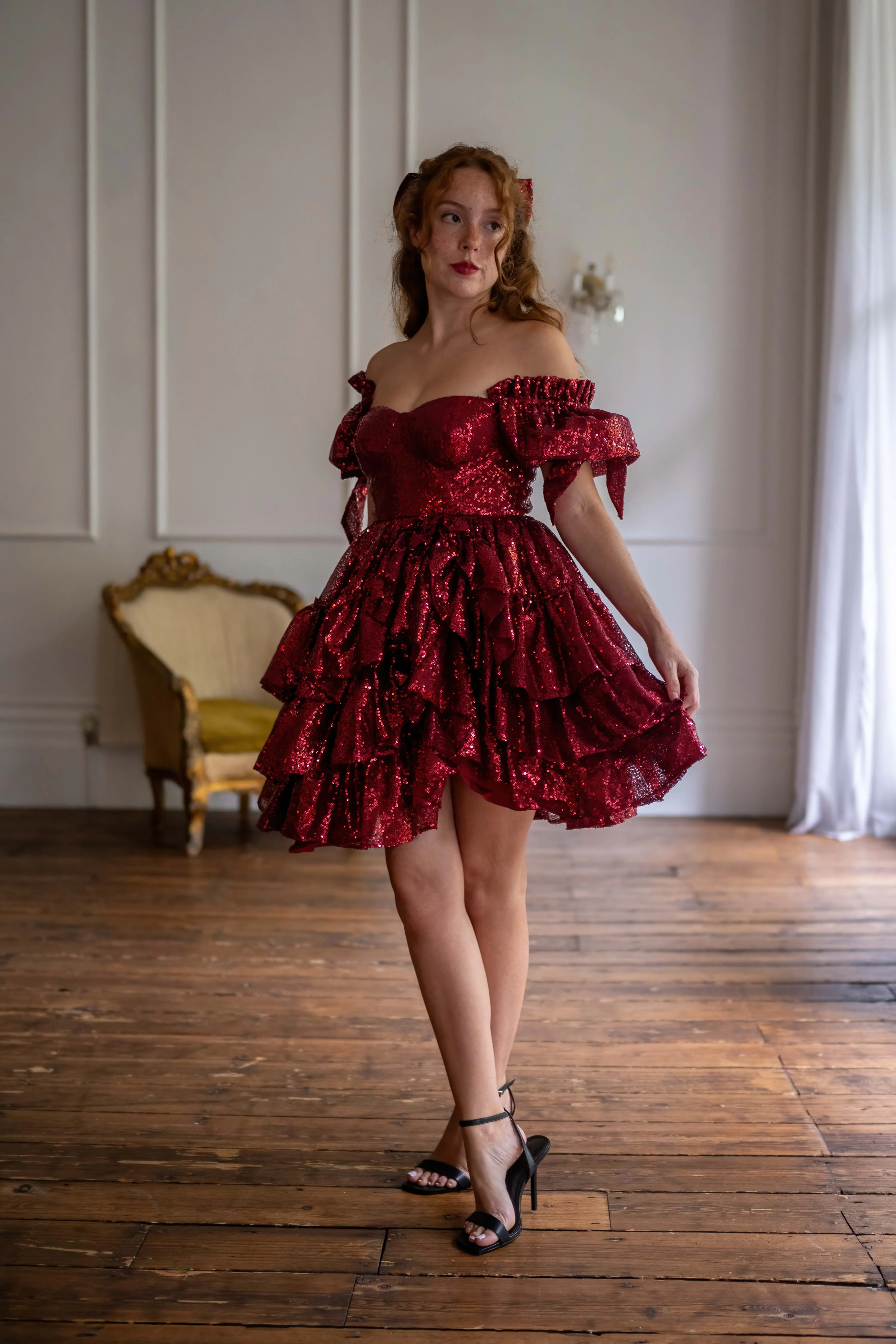 Rouge Étoile Damsel Dress